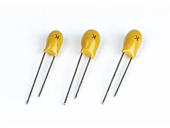 TANTAALCONDENSATOR-33&micro;F-/-10V-(33T0B)