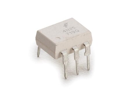 OPTO-ISOLATOR-MET-TRANSISTORUITGANG-Vdc=2500V-/-CTR=50-(4N25)