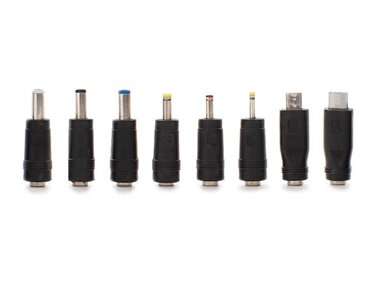 SET MET 8 UNIVERSELE DC PLUGGEN voor MANNELIJKE PLUG 2.1 x 5.5 mm (PSS6E/PLUGS)